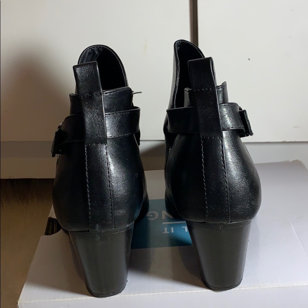 BOOTIES - Picture 4 of 4